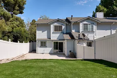 1810 E Tabor Avenue #8, Fairfield, CA 94533 - Photo 24