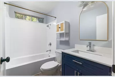 1810 E Tabor Avenue #8, Fairfield, CA 94533 - Photo 16