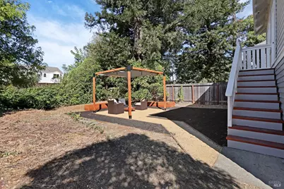 615 Healdsburg Avenue, Healdsburg, CA 95448 - Photo 24