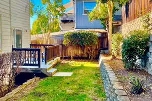 636 E N St, Benicia, CA 94510 - Photo 32