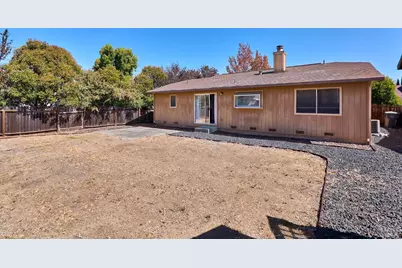 836 Harrier Drive, Suisun City, CA 94585 - Photo 16