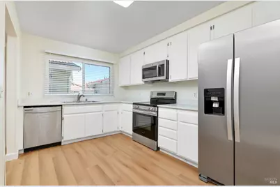 2113 Cedarbrook Drive, Fairfield, CA 94534 - Photo 8