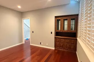 608 Marlin Ct, Redwood City, CA 94065 - Photo 8