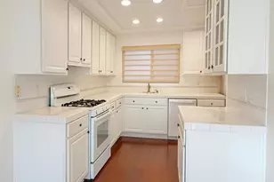 608 Marlin Ct, Redwood City, CA 94065 - Photo 6