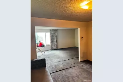 44 Gillette Avenue, San Francisco, CA 94134 - Photo 6