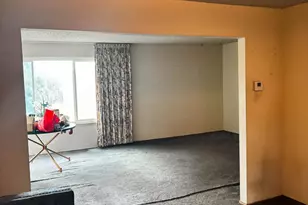 44 Gillette Ave, San Francisco, CA 94134 - Photo 6