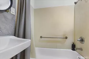 1327 Grant Ave, San Francisco, CA 94133 - Photo 18