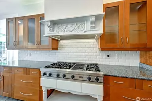 525 Liberty St, San Francisco, CA 94114 - Photo 32