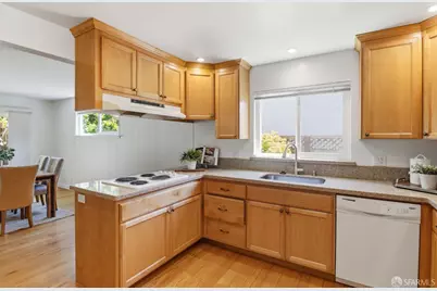 2820 Brittan Avenue, San Carlos, CA 94070 - Photo 14