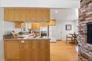 2820 Brittan Ave, San Carlos, CA 94070 - Photo 12