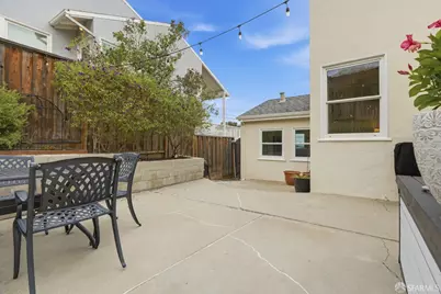 4024 Bayview Avenue, San Mateo, CA 94403 - Photo 32