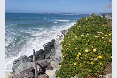 380 Medio Avenue, Half Moon Bay, CA 94019 - Photo 54