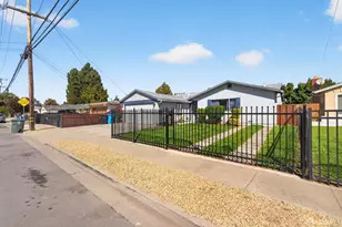 1419 Kavanaugh Dr, East Palo Alto, CA 94303 - Photo 2