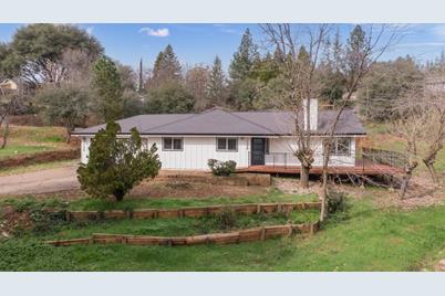 126 Apple Blossom Drive, Murphys, CA 95247 - Photo 1