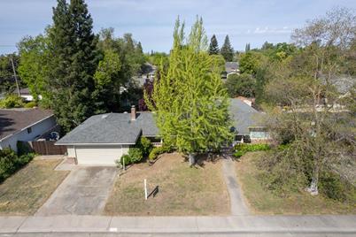 4405 Belcrest Way, Sacramento, CA 95821 - Photo 1