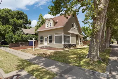 101 W Lockeford Street, Lodi, CA 95240 - Photo 1