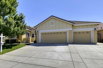 9949 Winkle Circle, Elk Grove, CA 95757 - Photo 1