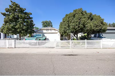 805 Magnolia Street, Atwater, CA 95301 - Photo 1