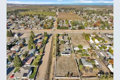 2962 Jefferson Avenue, Yuba City, CA 95993 - Photo 1