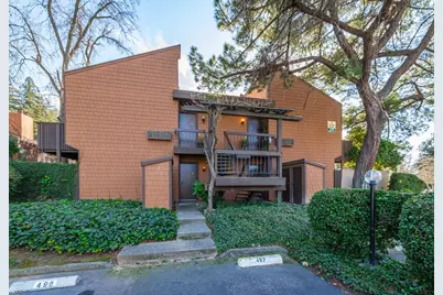 820 Woodside Lane #2, Sacramento, CA 95825 - Photo 1