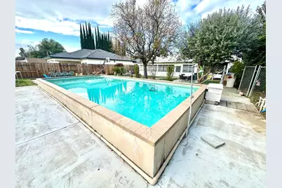 238 E Roseburg Avenue, Modesto, CA 95350 - Photo 1