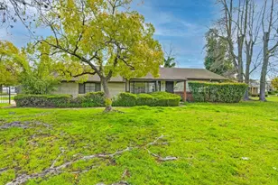 2442 Meadowbrook Rd, Sacramento, CA 95825 - Photo 1