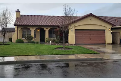 604 Vine St, Los Banos, CA 93635 - Photo 1