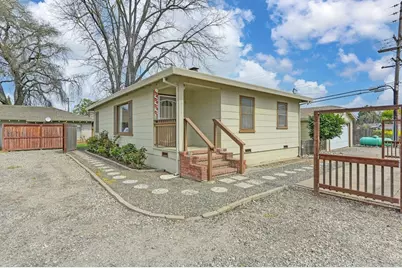 11715 Washington Avenue, Courtland, CA 95615 - Photo 1