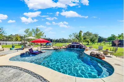 19033 Hillcrest Drive, Woodland, CA 95695 - Photo 1