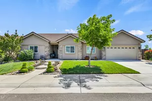 745 Parkridge Dr, Galt, CA 95632 - Photo 1