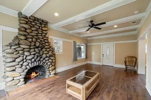 3264 E Kerckhoff Ave, Fresno, CA 93702 - Photo 1