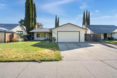 8046 Center Parkway, Sacramento, CA 95823 - Photo 1