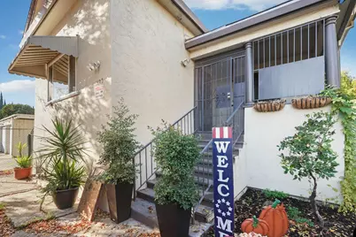 1129 S Lincoln St, Stockton, CA 95206 - Photo 1