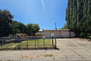 4412 42nd Ave, Sacramento, CA 95824 - Photo 1