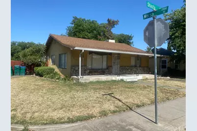 404 S Shasta Avenue, Stockton, CA 95205 - Photo 1