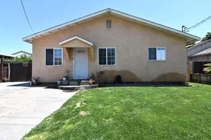 313 N 4th Ave, Oakdale, CA 95361 - Photo 1