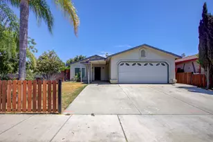 402 La Mesa St, Merced, CA 95341 - Photo 1