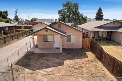 715 N Windsor Avenue, Stockton, CA 95205 - Photo 1