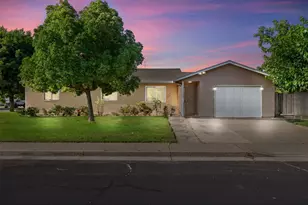 2146 Virginia Ave, Livingston, CA 95334 - Photo 1