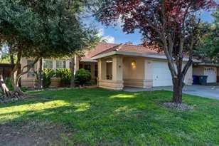 934 Neal St, Los Banos, CA 93635 - Photo 1