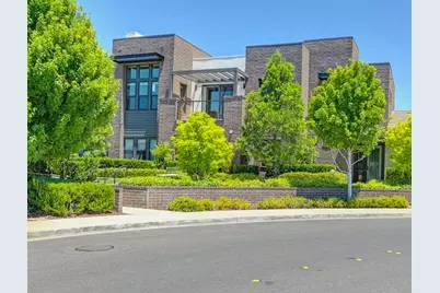 3335 McKinley Village Way, Sacramento, CA 95816 - Photo 1