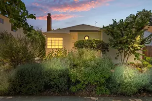 1504 V St, Sacramento, CA 95818 - Photo 1