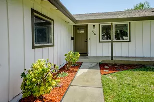 216 Hacienda Ln, Woodland, CA 95695 - Photo 1