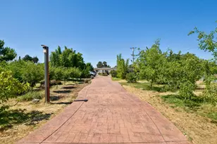 275 Silver Eagle Rd, Sacramento, CA 95838 - Photo 1