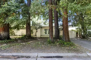 1422 Potrero Way, Sacramento, CA 95822 - Photo 1