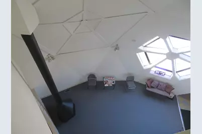 303 N Van Buren, Freeport, IL 61032 - Photo 8