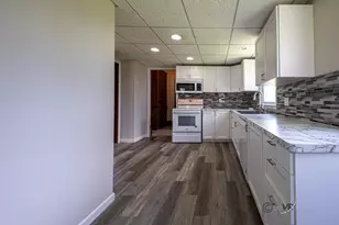 6844 US Route 20 W, Freeport, IL 61032 - Photo 12