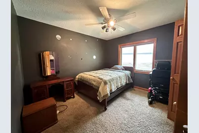 734 S Canterbury, Freeport, IL 61032 - Photo 20