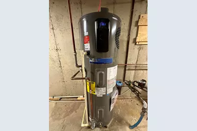 734 S Canterbury, Freeport, IL 61032 - Photo 38