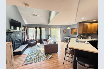 102 Walnut Hill Drive, Galena, IL 61036 - Photo 4